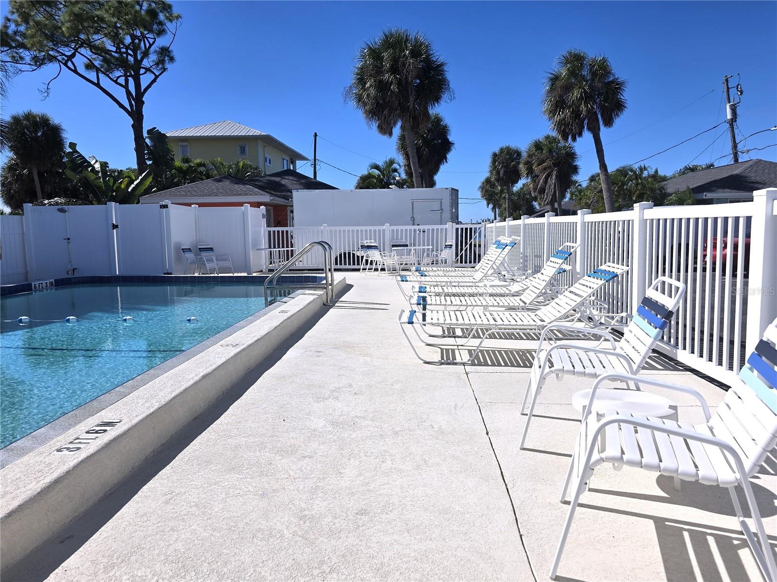 TIKI ON THE BAY - Residential