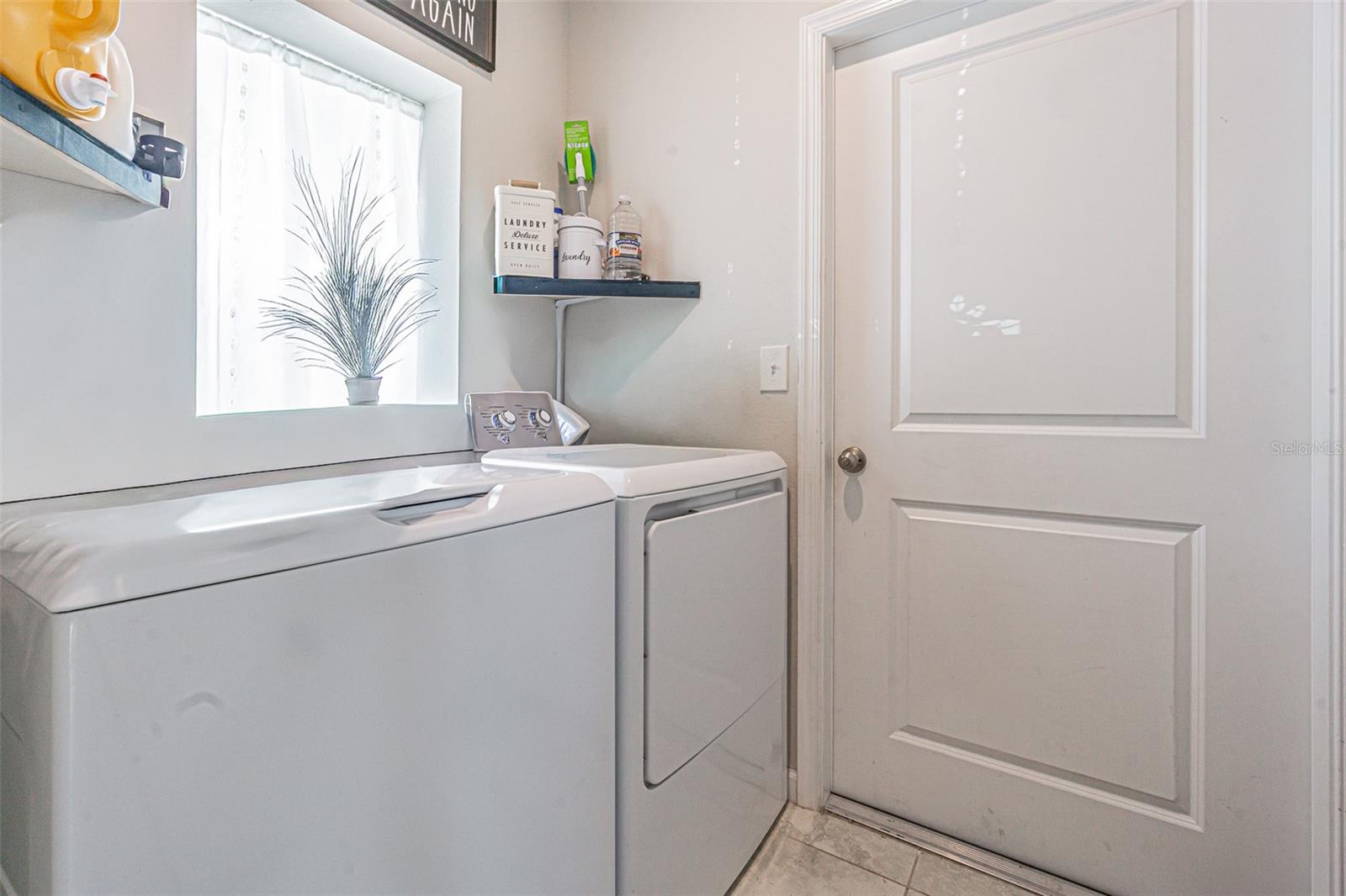 ZEPHYR PLACE - Residential