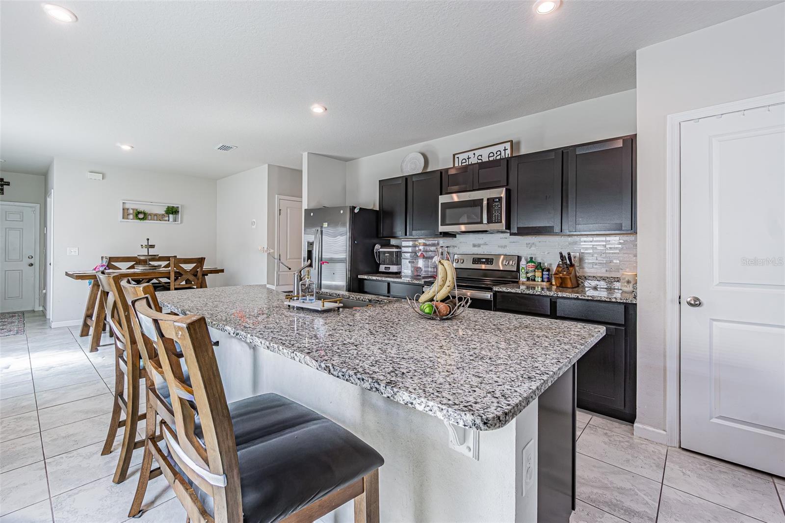 ZEPHYR PLACE - Residential