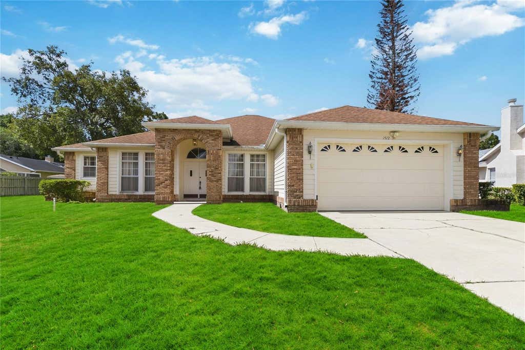 Photo of 1572 Hunters Stand Run, Oviedo, FL 32765 (MLS # O6415011)