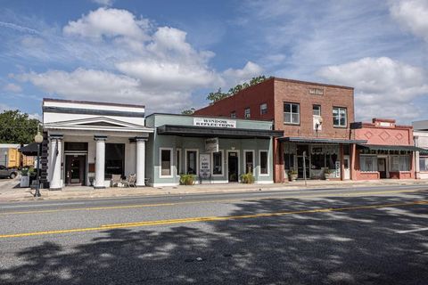 Tiny photo for 103 N Main Street, Wildwood, FL 34785 (MLS # G5096839)