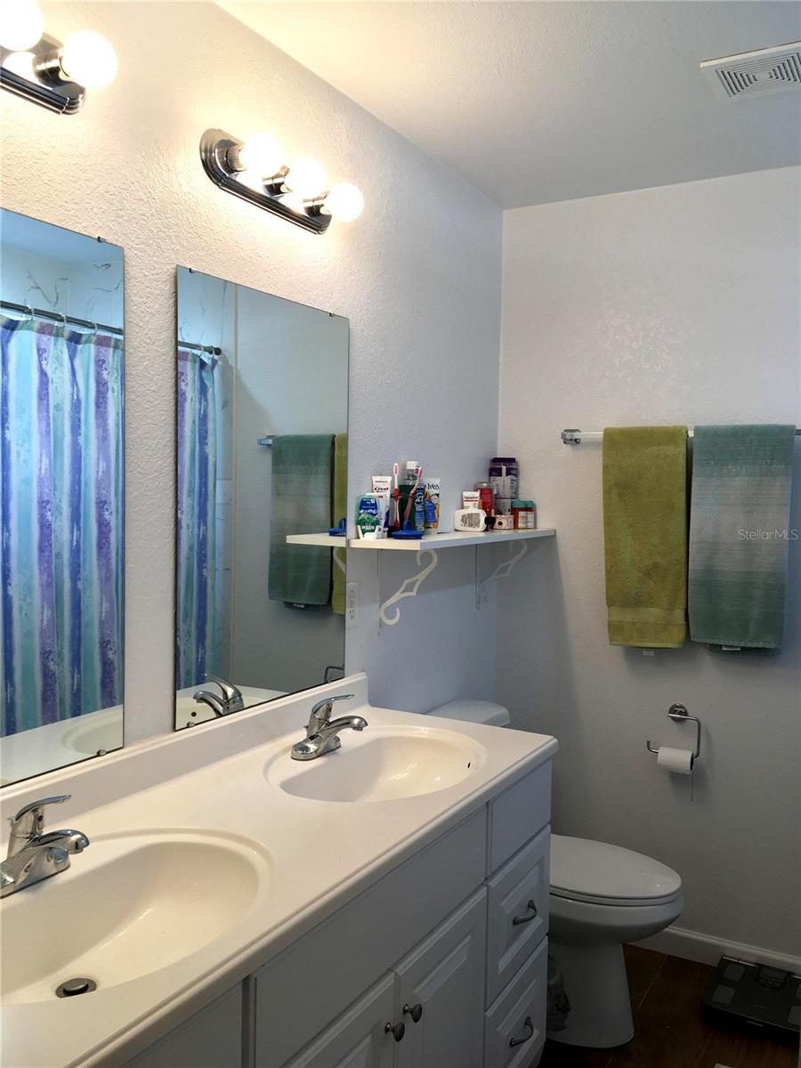 SHADOW LAWN SUB - Residential