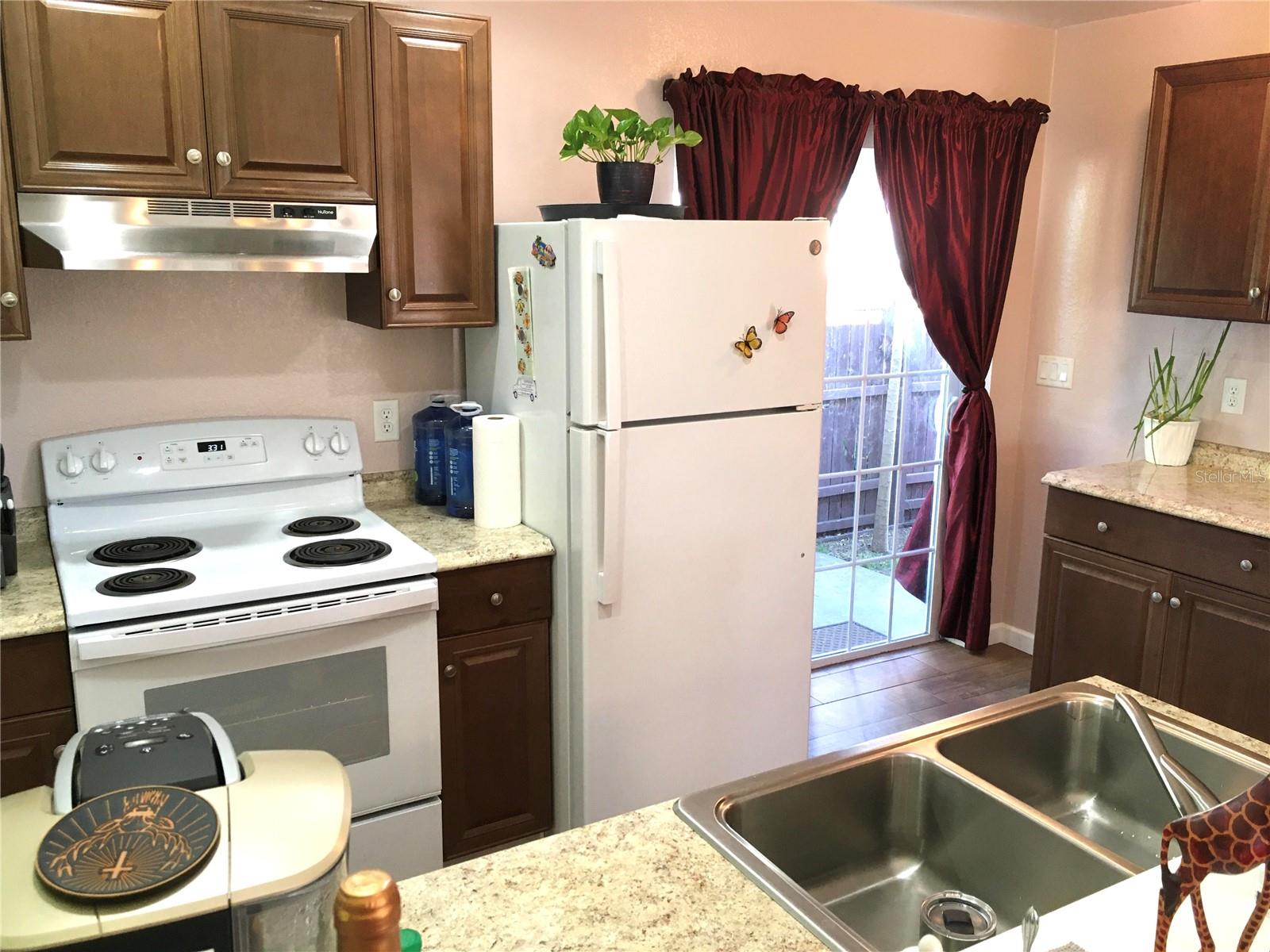 SHADOW LAWN SUB - Residential