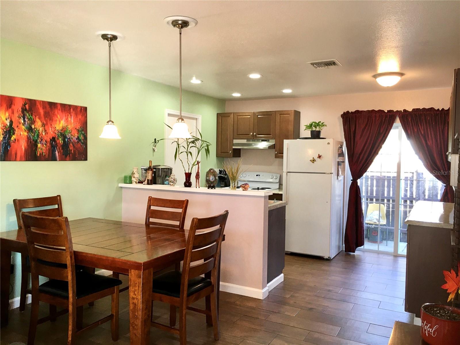 SHADOW LAWN SUB - Residential