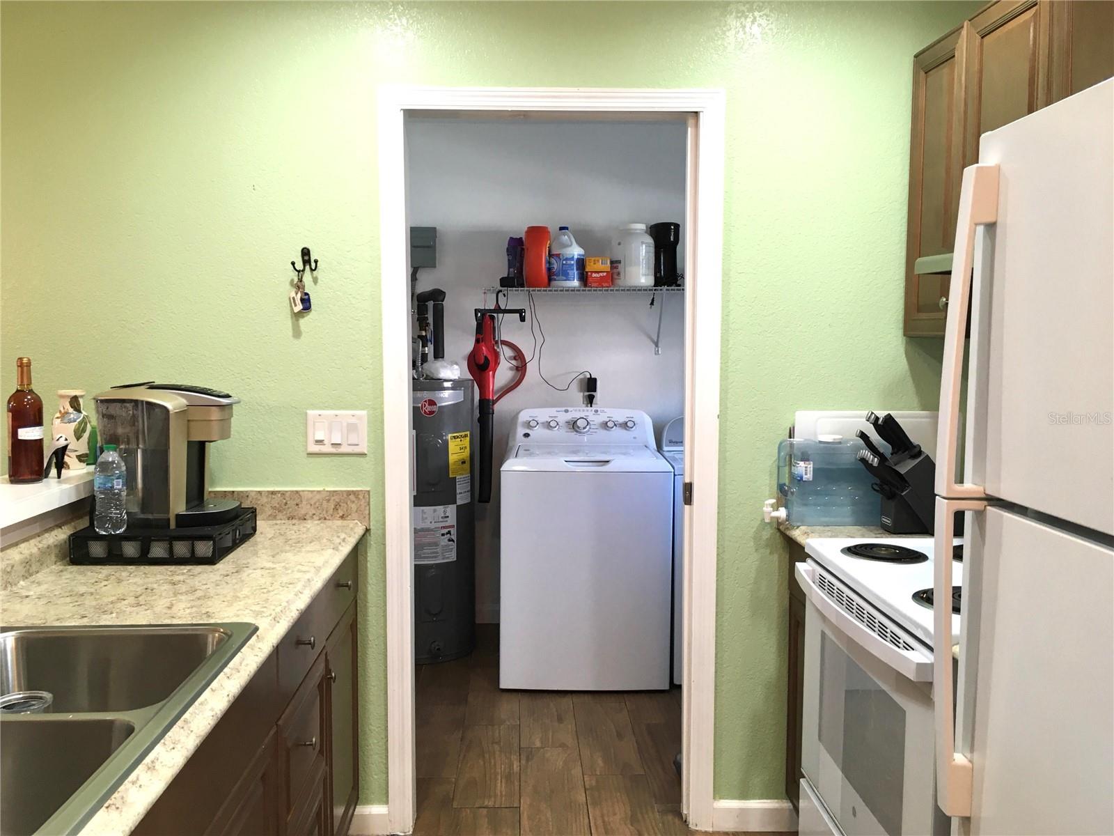 SHADOW LAWN SUB - Residential