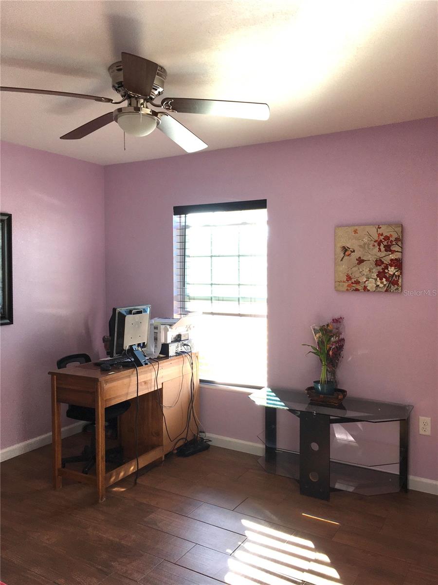 SHADOW LAWN SUB - Residential