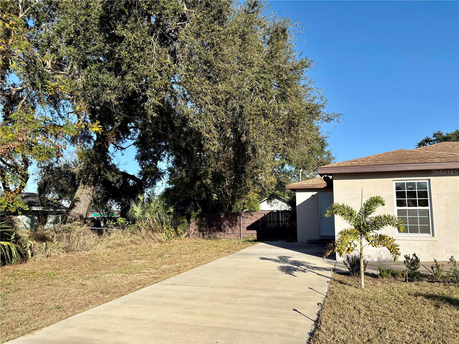 SHADOW LAWN SUB - Residential