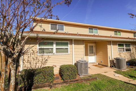 A home in SUMMERFIELD