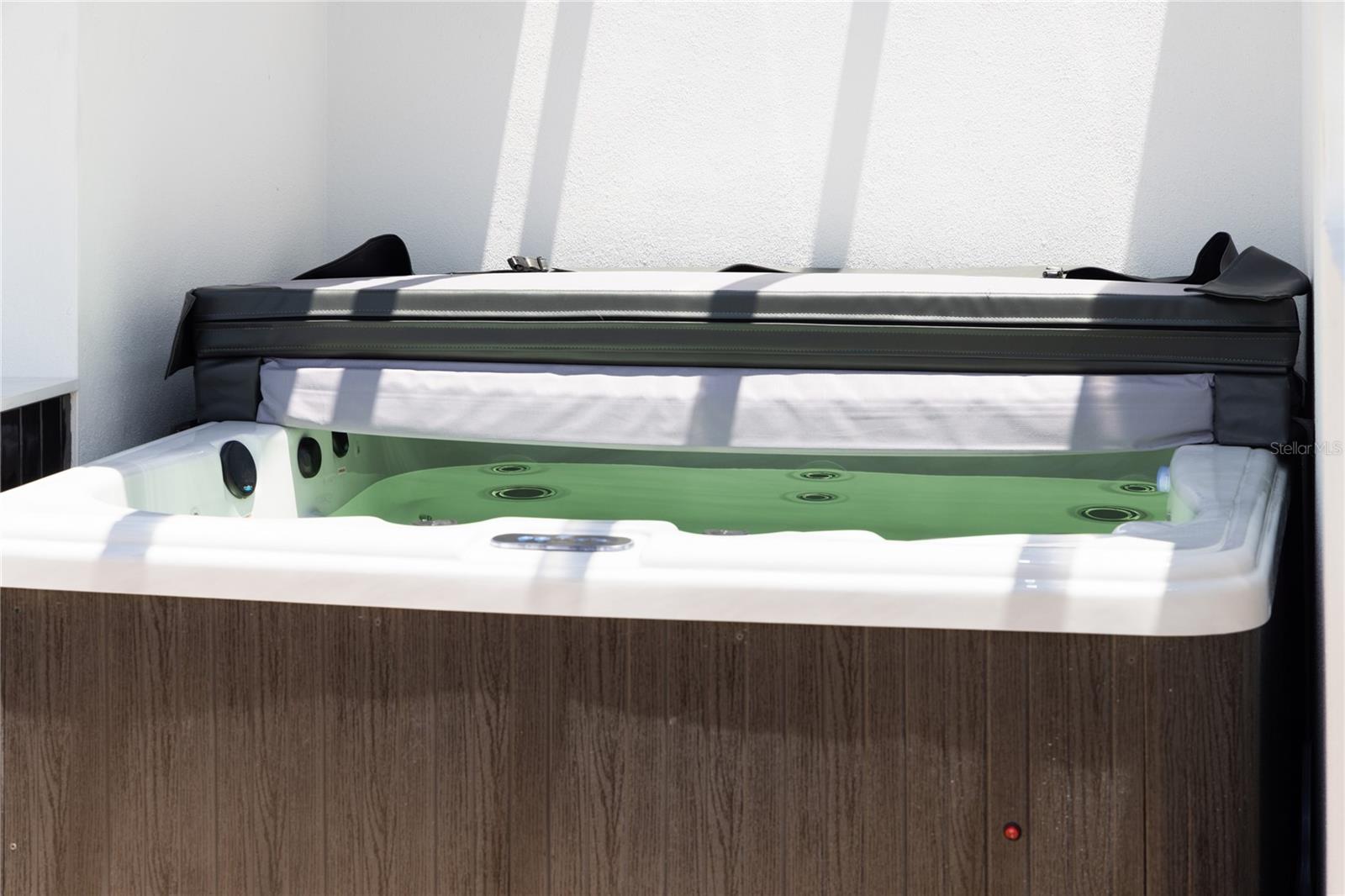 BAYPOINT TWNHMS REP - Residential