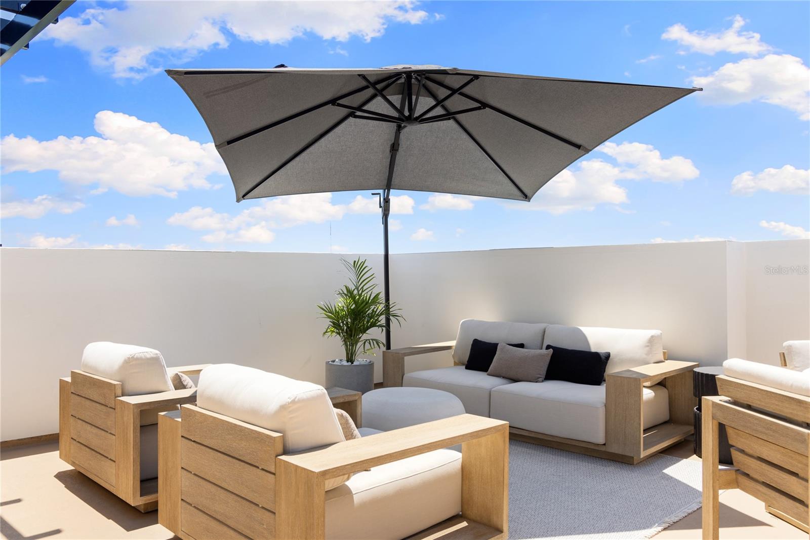 BAYPOINT TWNHMS REP - Residential