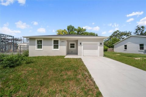 2810 N 75TH STREET TAMPA FL 33619