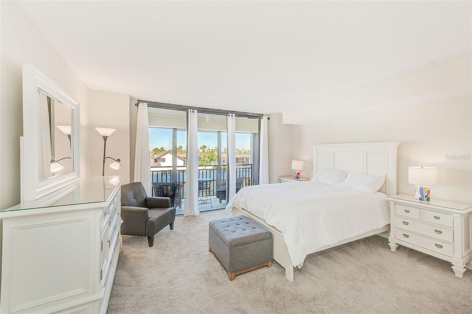 SAN SEAIR CONDO - Residential