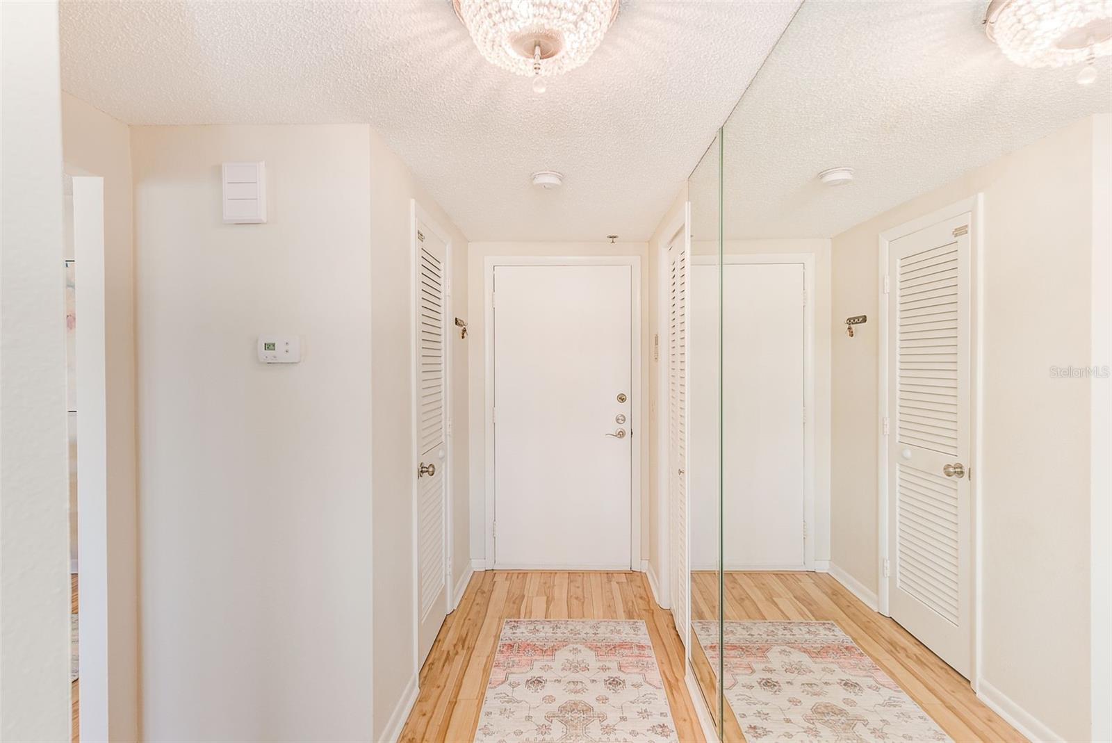 SAN SEAIR CONDO - Residential