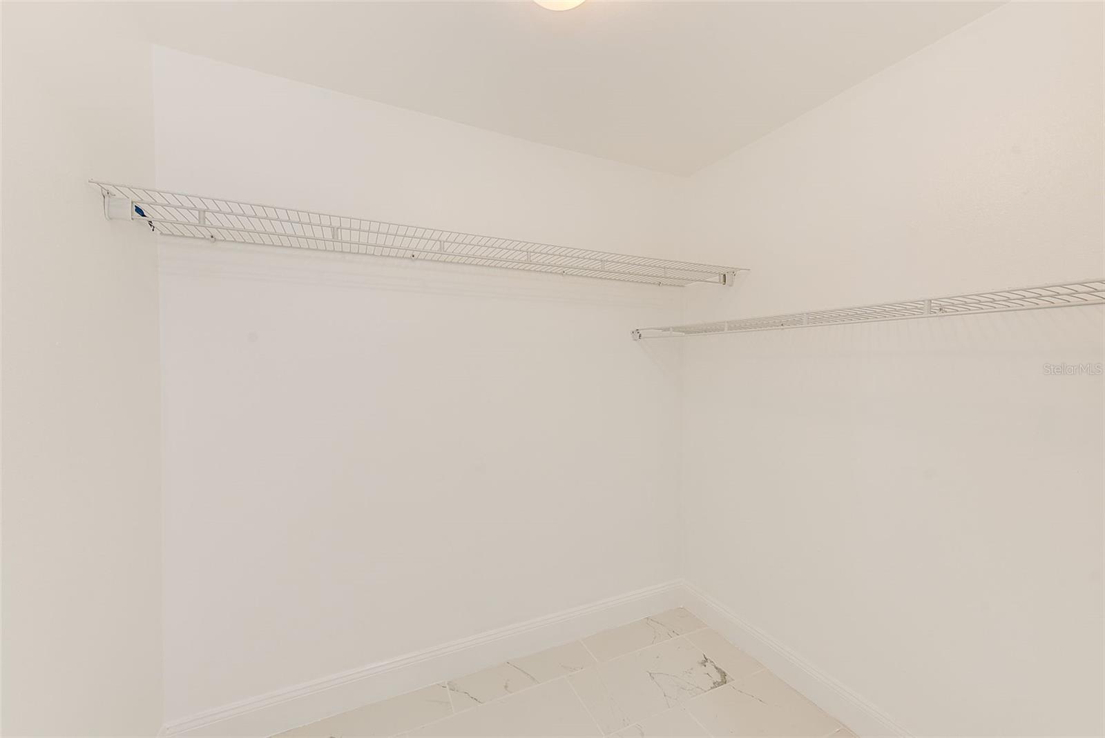 SAN SEAIR CONDO - Residential