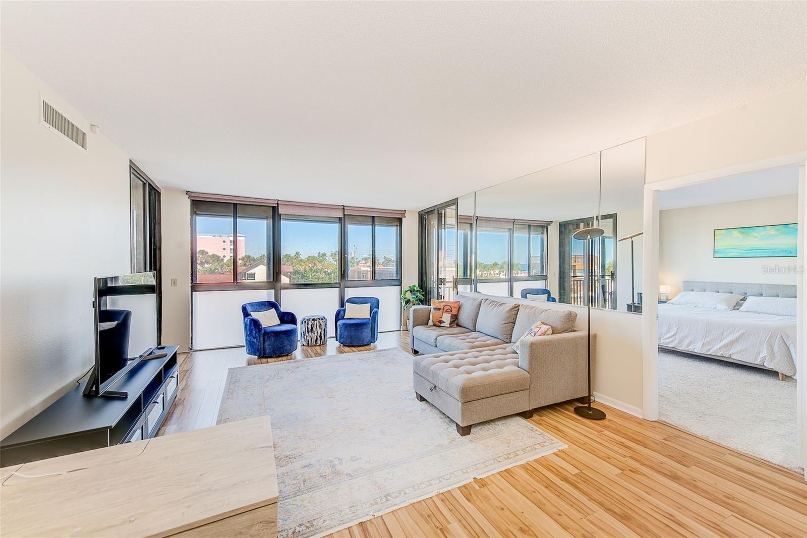 SAN SEAIR CONDO - Residential