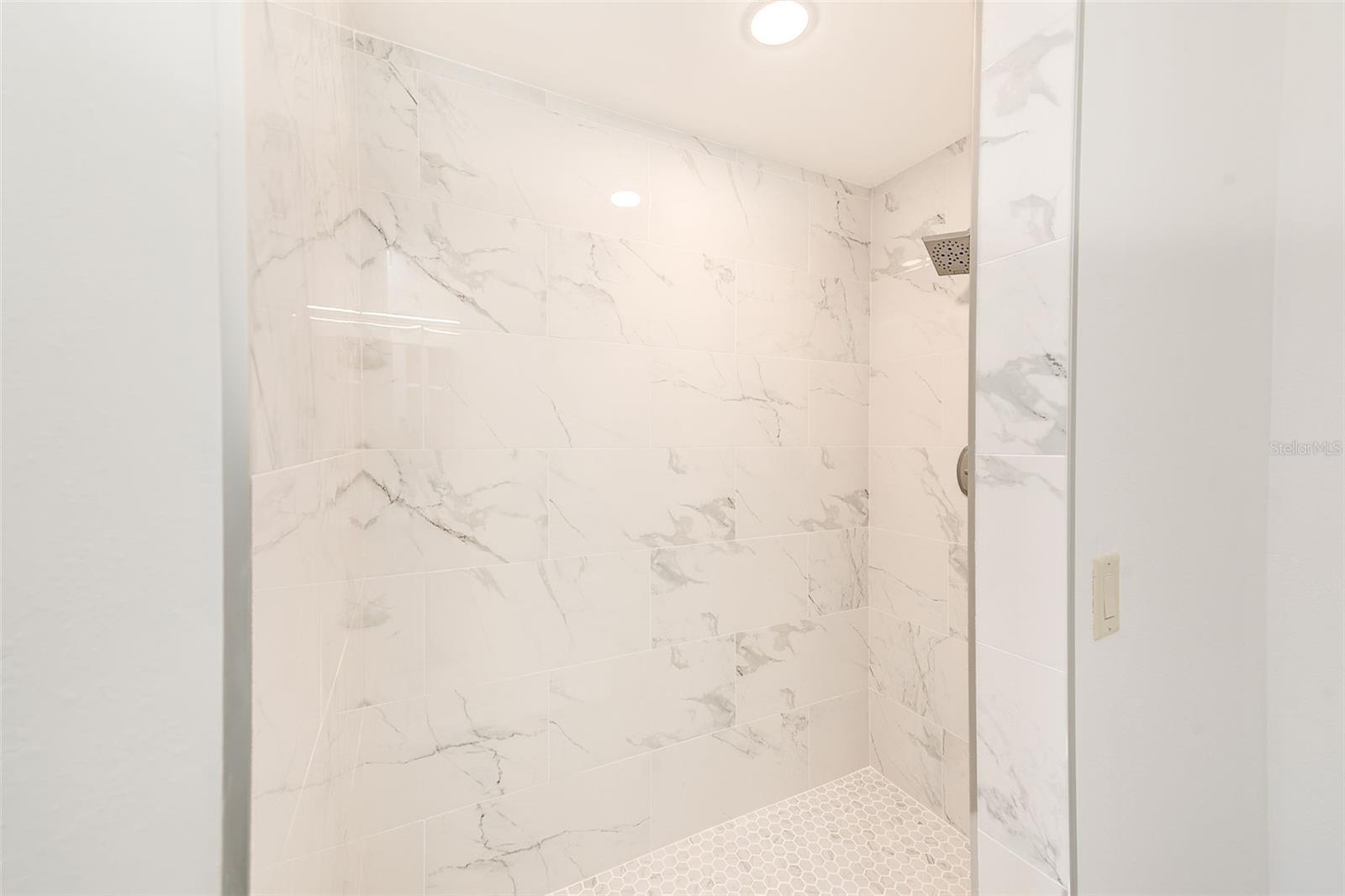 SAN SEAIR CONDO - Residential