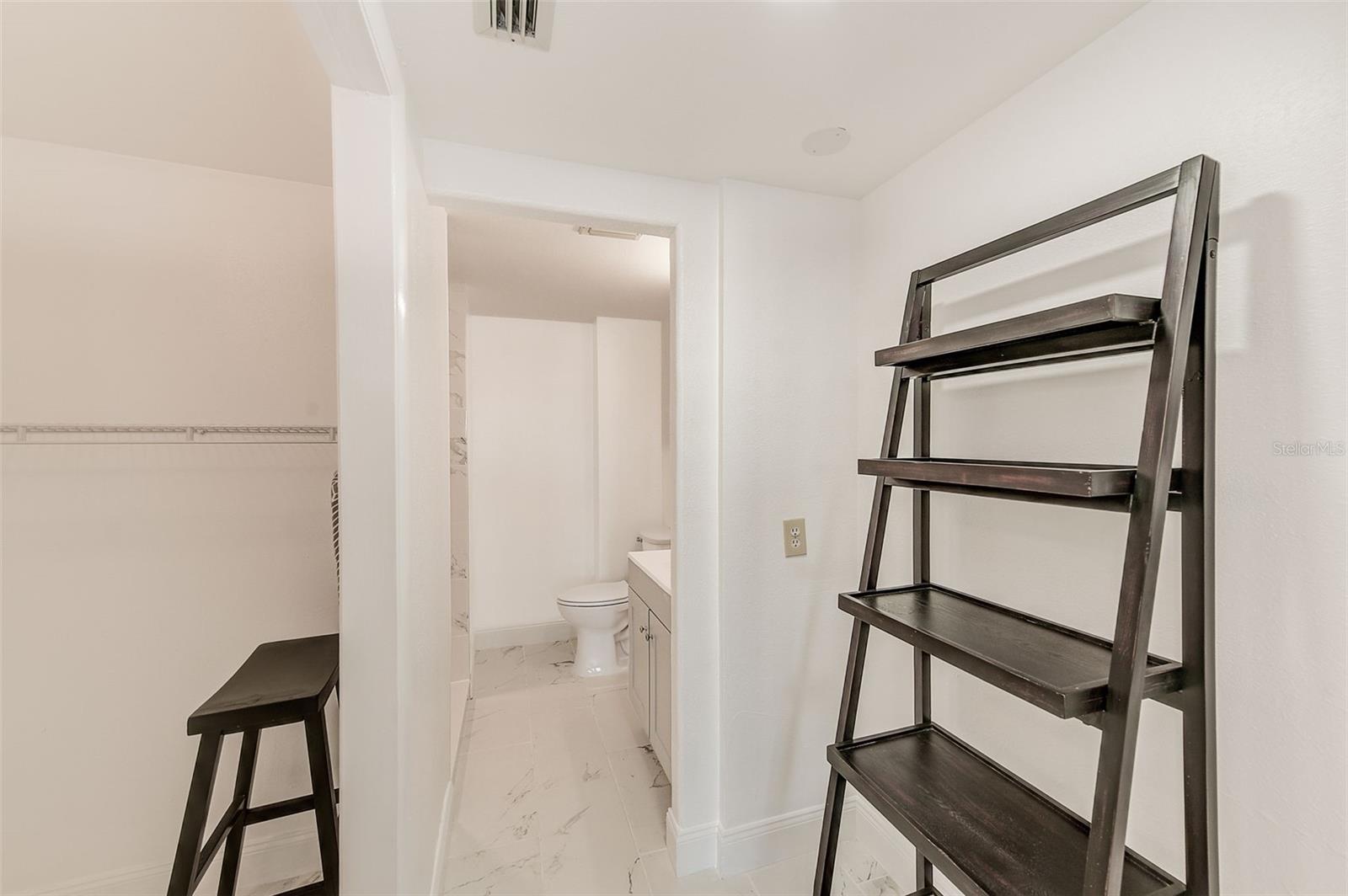 SAN SEAIR CONDO - Residential