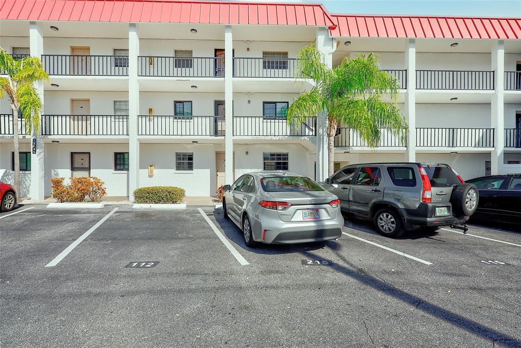 Photo of 10540 77th Terrace #109, Seminole, FL 33772 (MLS # TB8466169)