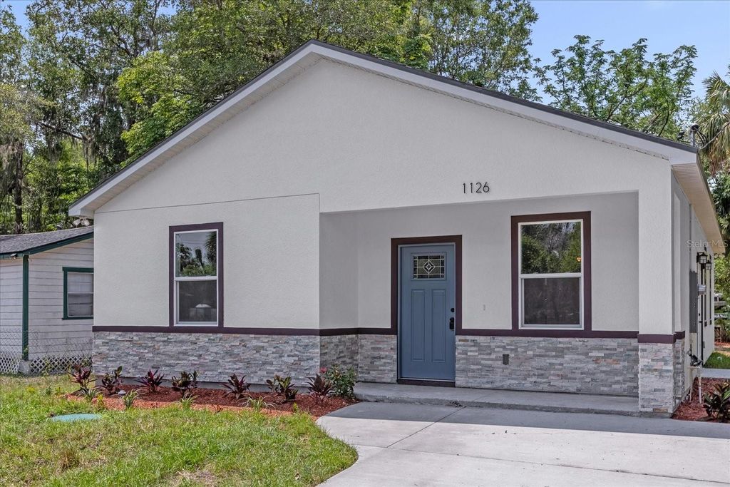 Photo of 1126 S Thompson Avenue, Deland, FL 32720 (MLS # O6406576)