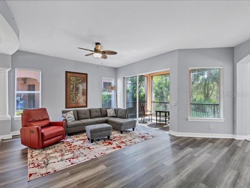 ACADEMY PARK PH IV & V - Residential Lease