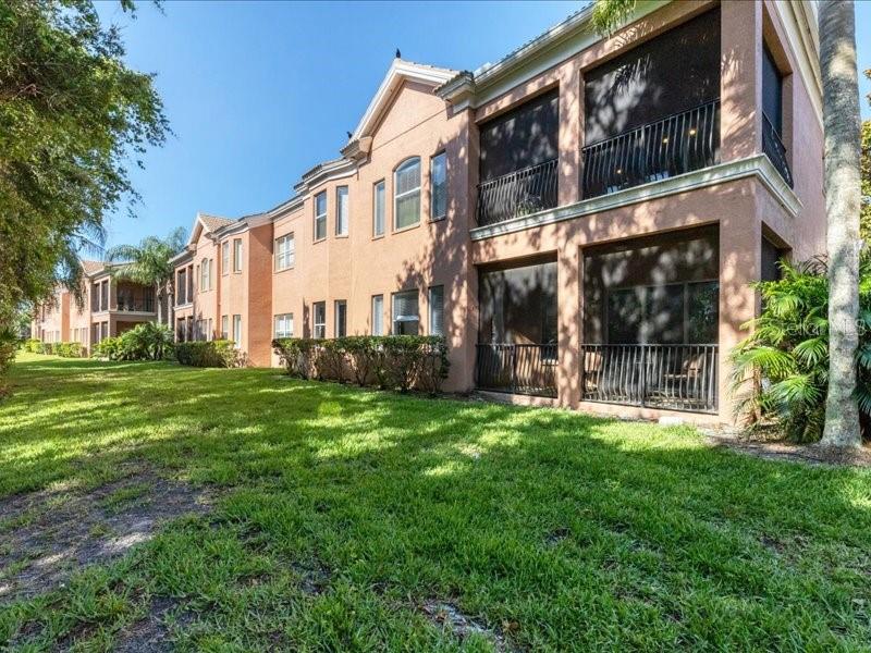 ACADEMY PARK PH IV & V - Residential Lease