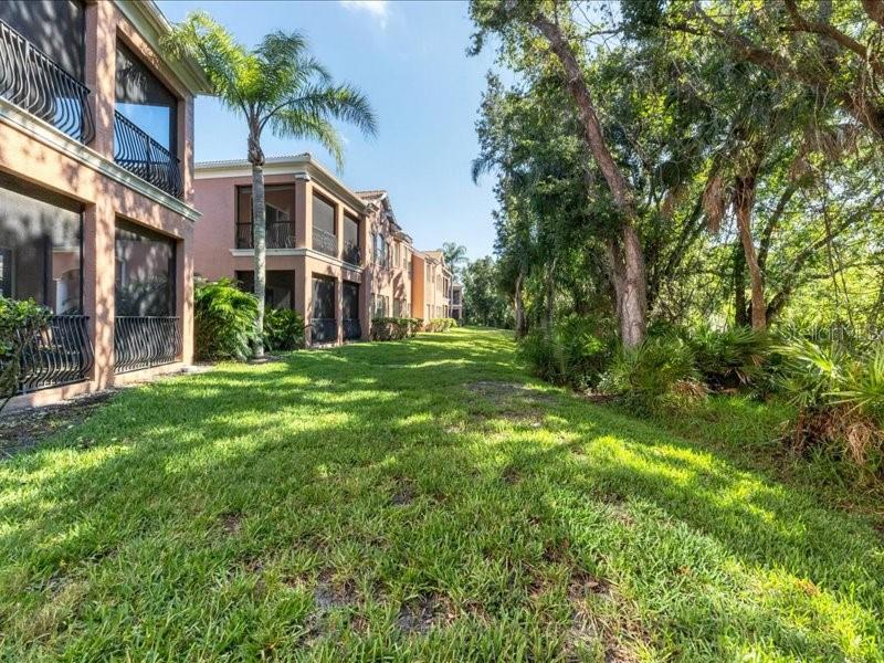 ACADEMY PARK PH IV & V - Residential Lease