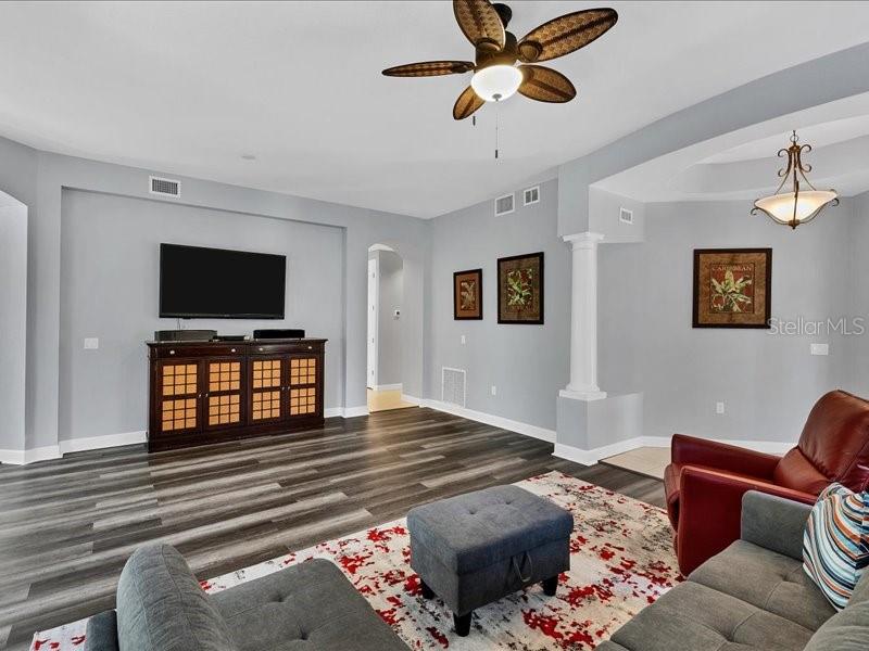 ACADEMY PARK PH IV & V - Residential Lease