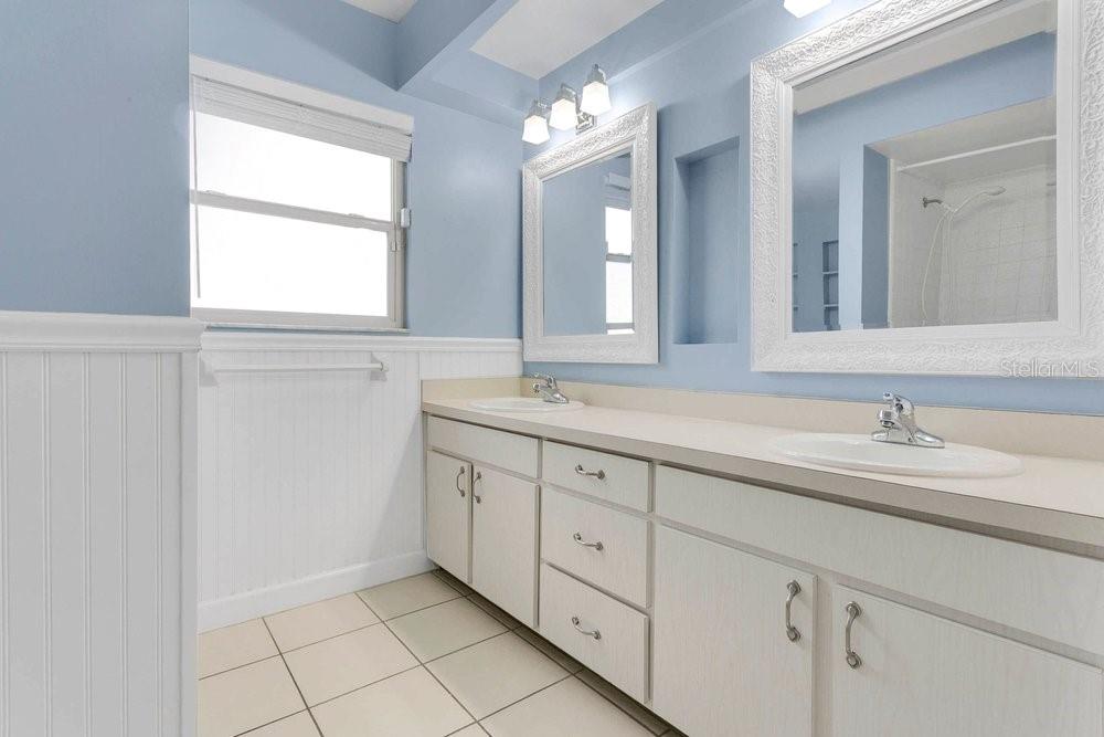 MANDARIN SEC 2 - Residential