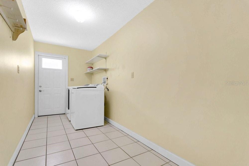 MANDARIN SEC 2 - Residential