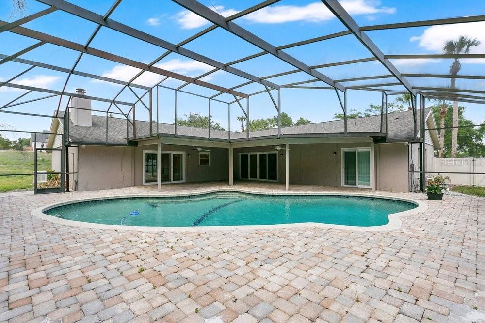 MANDARIN SEC 2 - Residential