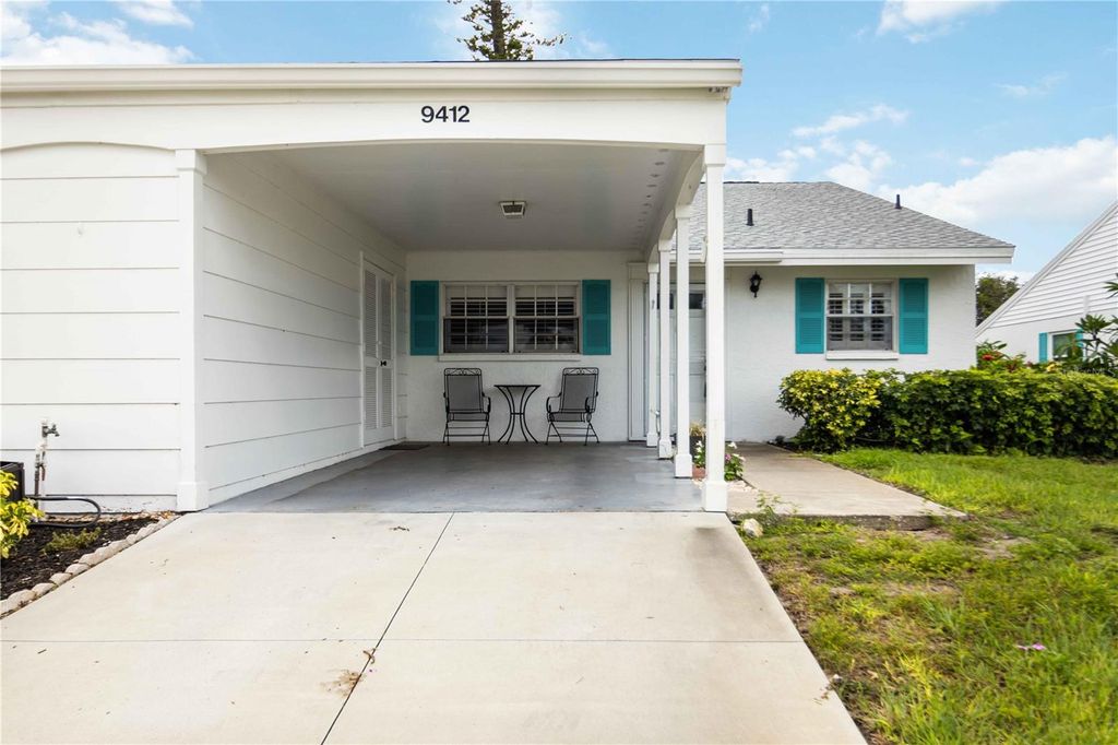 Photo of 9412 Concord Circle, Bradenton, FL 34210 (MLS # A4655028)