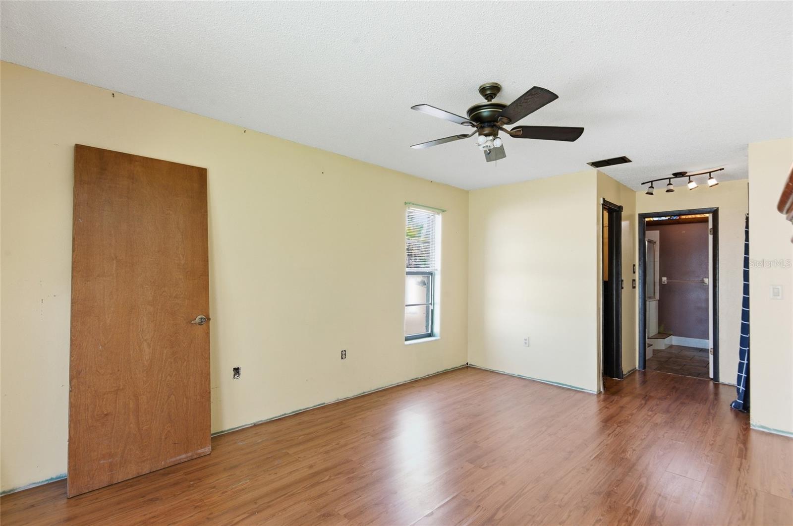 BERKELEY MANOR - Residential