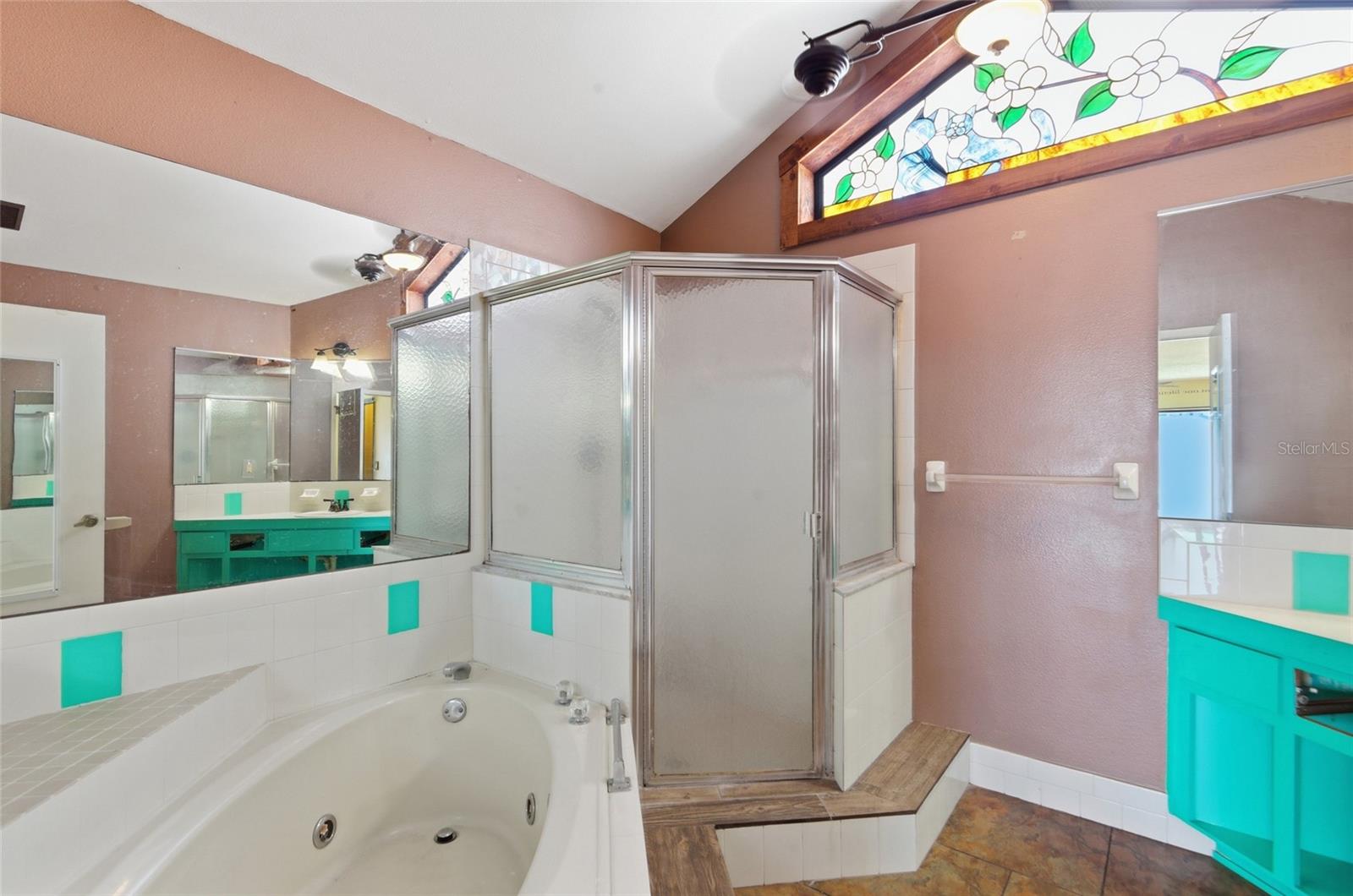 BERKELEY MANOR - Residential