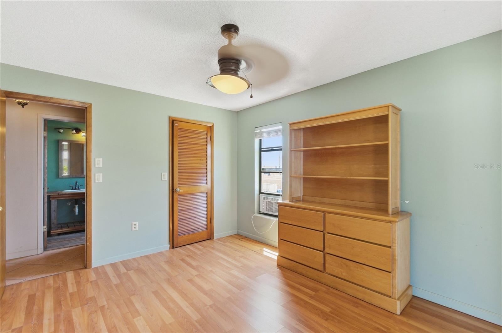 BERKELEY MANOR - Residential