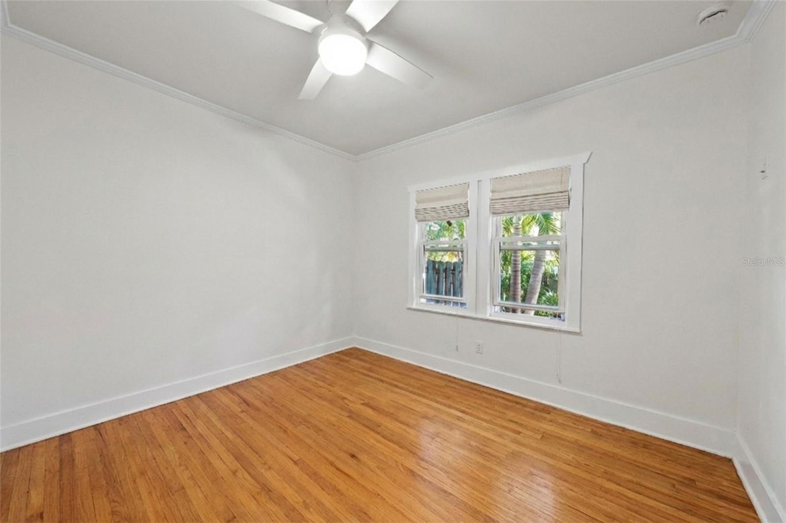 NEW SUBURB BEAUTIFUL - Residential