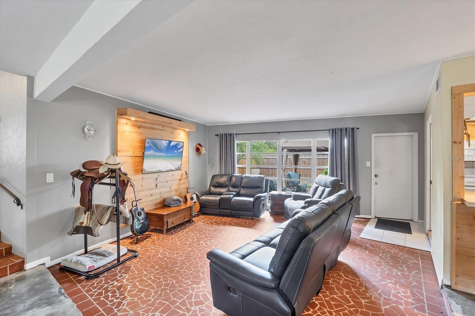 2706 INGOT PLACE
