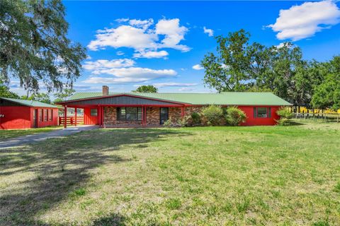 Photo of 274 W Kings Highway, Center Hill, FL 33514 (MLS # G5096359) Photo of 274 W Kings Highway, Center Hill, FL 33514 (MLS # G5096359)