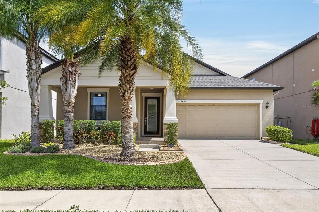 Photo of 10802 Great Cormorant Drive, Riverview, FL 33579 (MLS # TB8513069)