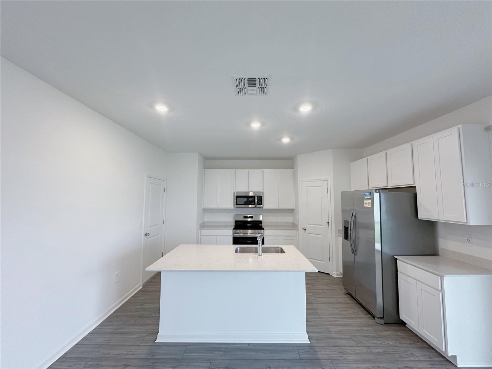 HEATH PRESERVE PH 1 & 2 - Residential Lease