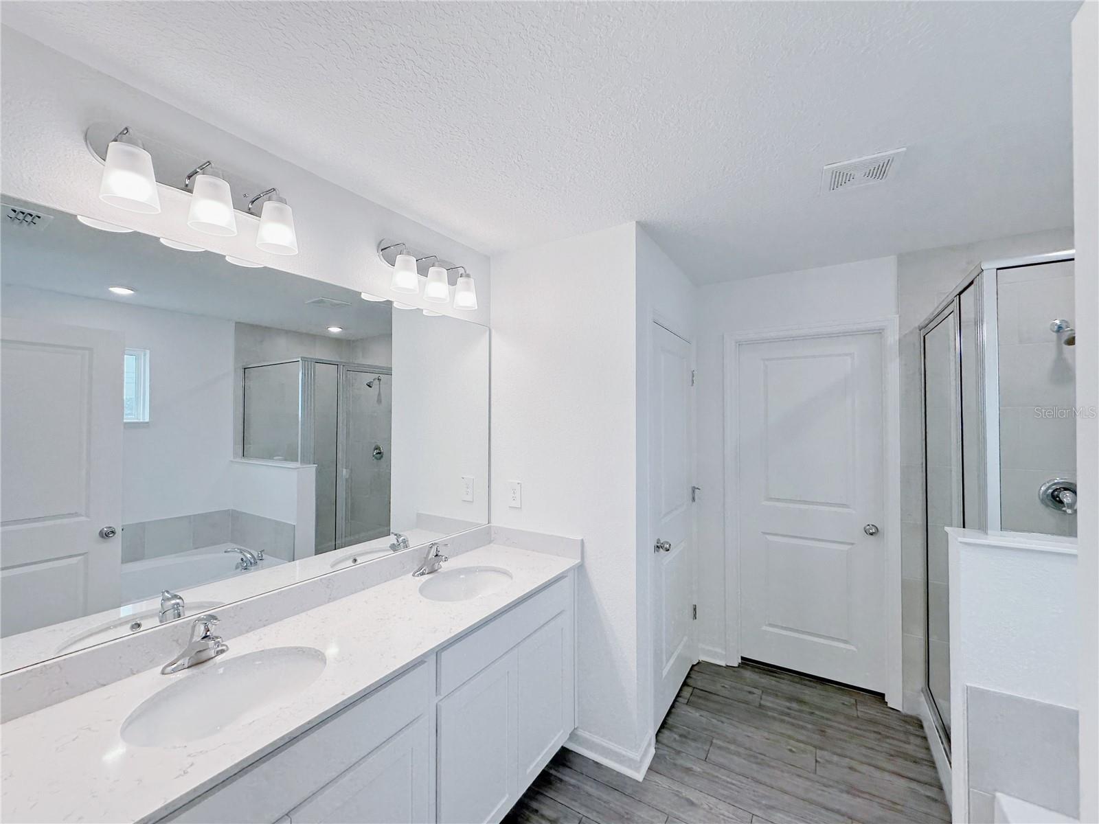 HEATH PRESERVE PH 1 & 2 - Residential Lease