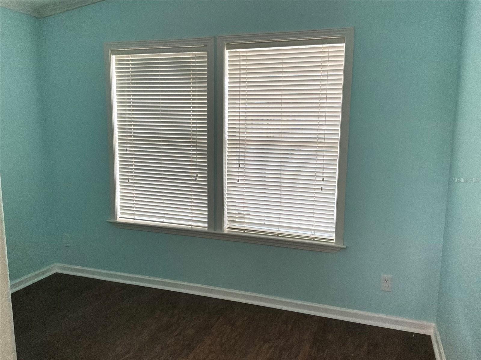 BUTTONWOOD VILLAGE - Residential