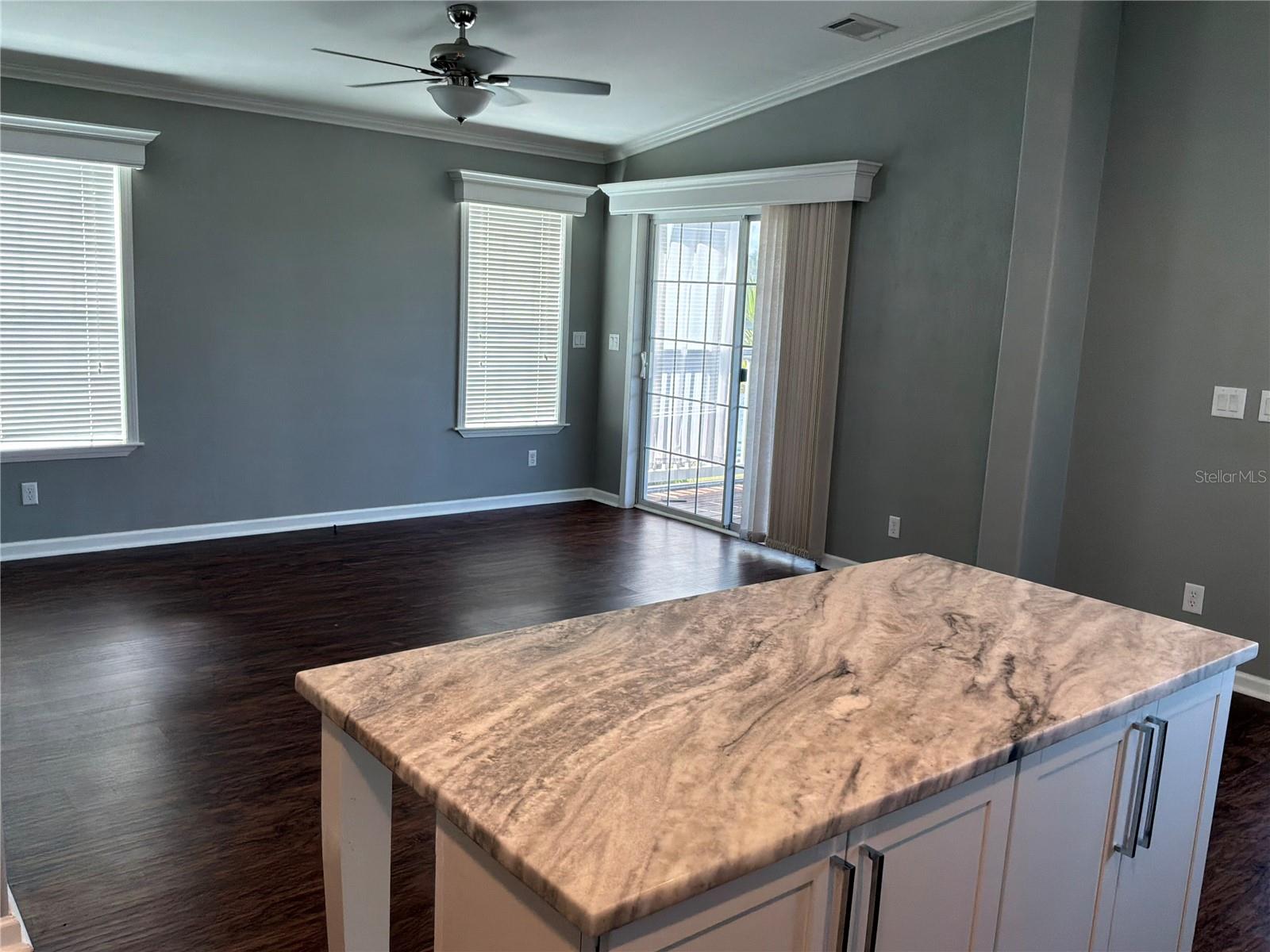 BUTTONWOOD VILLAGE - Residential