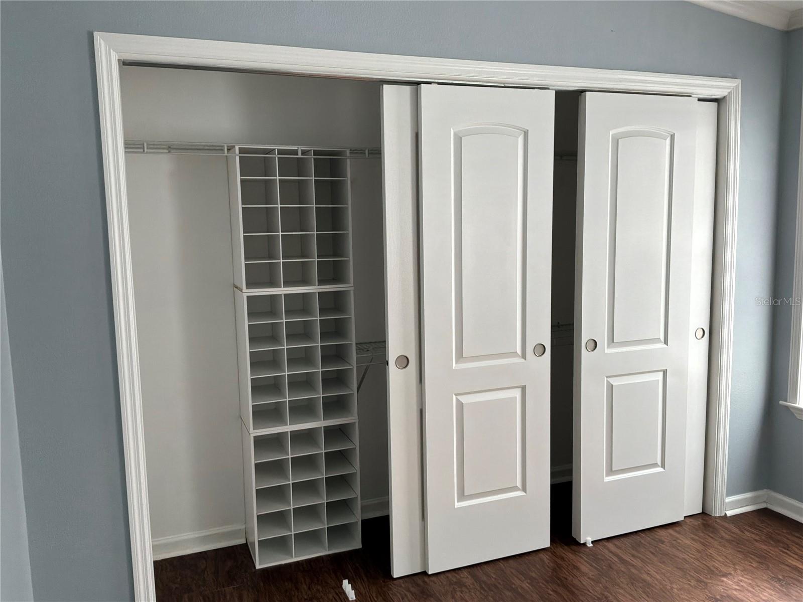 BUTTONWOOD VILLAGE - Residential