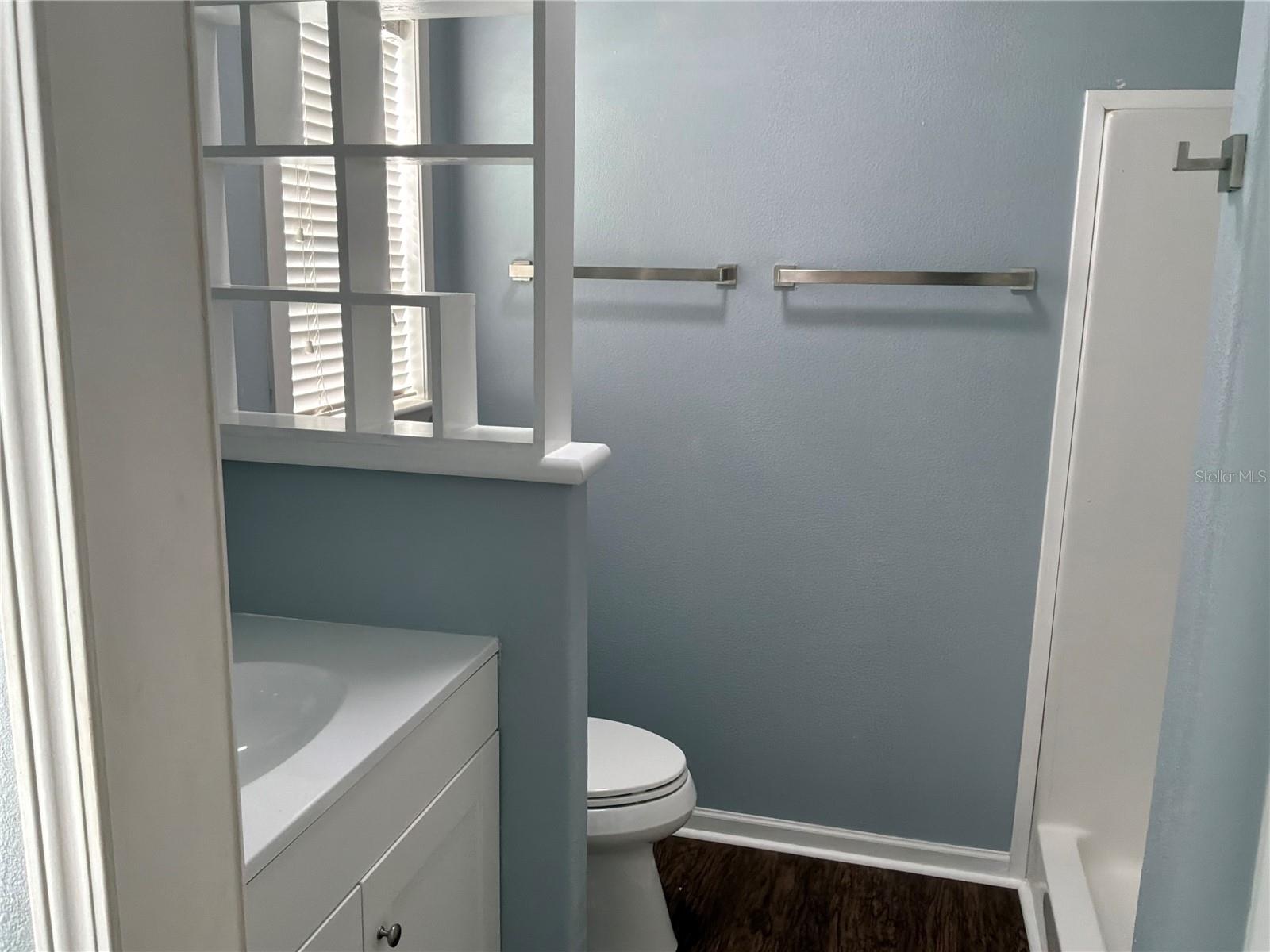 BUTTONWOOD VILLAGE - Residential