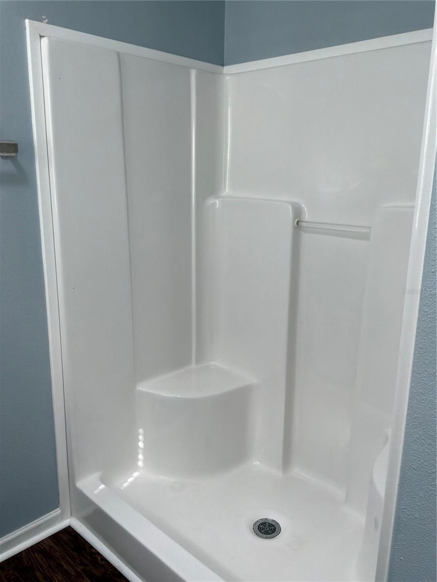 BUTTONWOOD VILLAGE - Residential