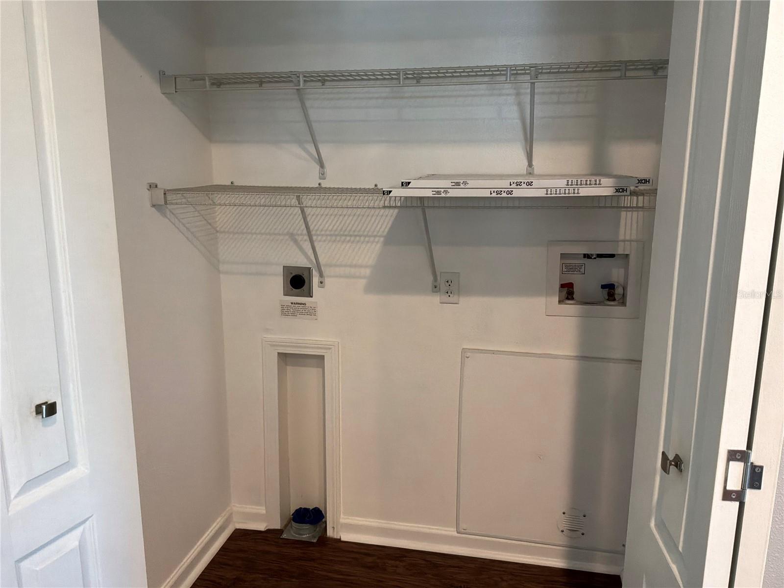 BUTTONWOOD VILLAGE - Residential