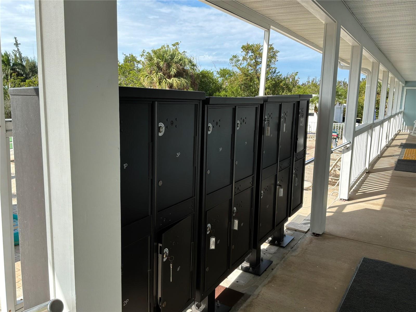 BUTTONWOOD VILLAGE - Residential