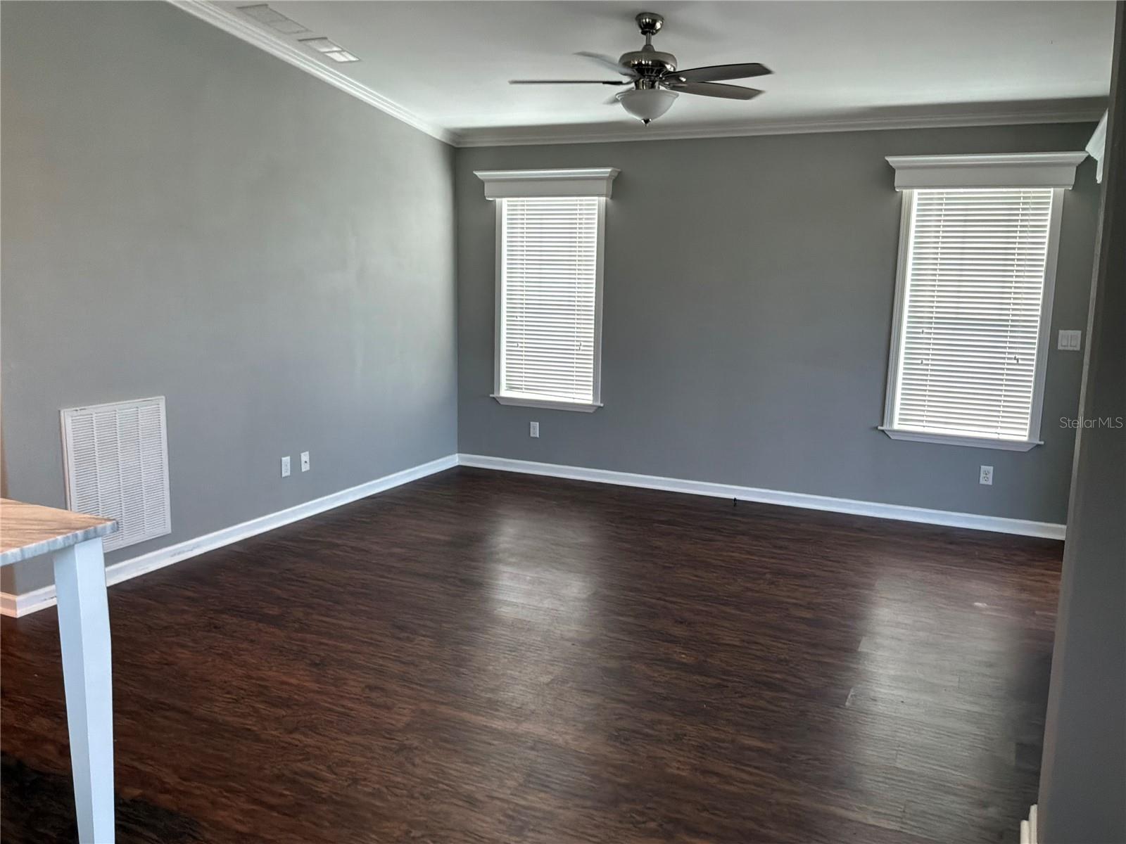 BUTTONWOOD VILLAGE - Residential