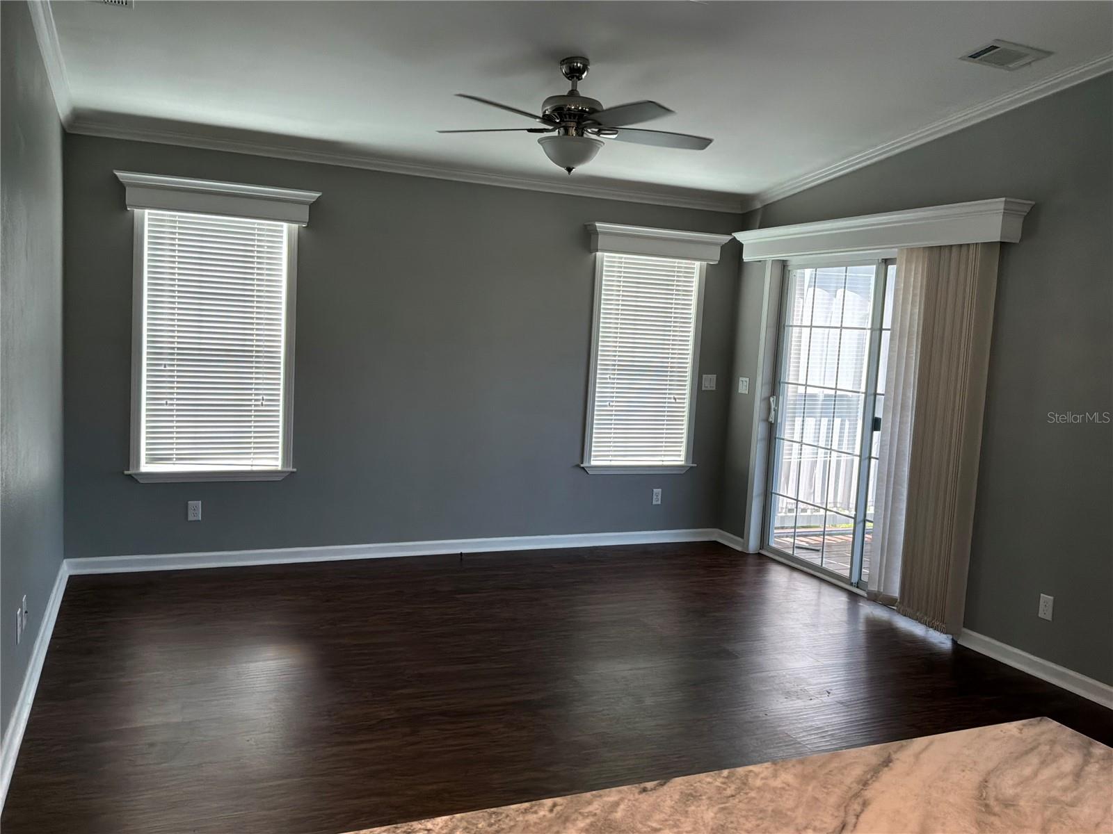 BUTTONWOOD VILLAGE - Residential