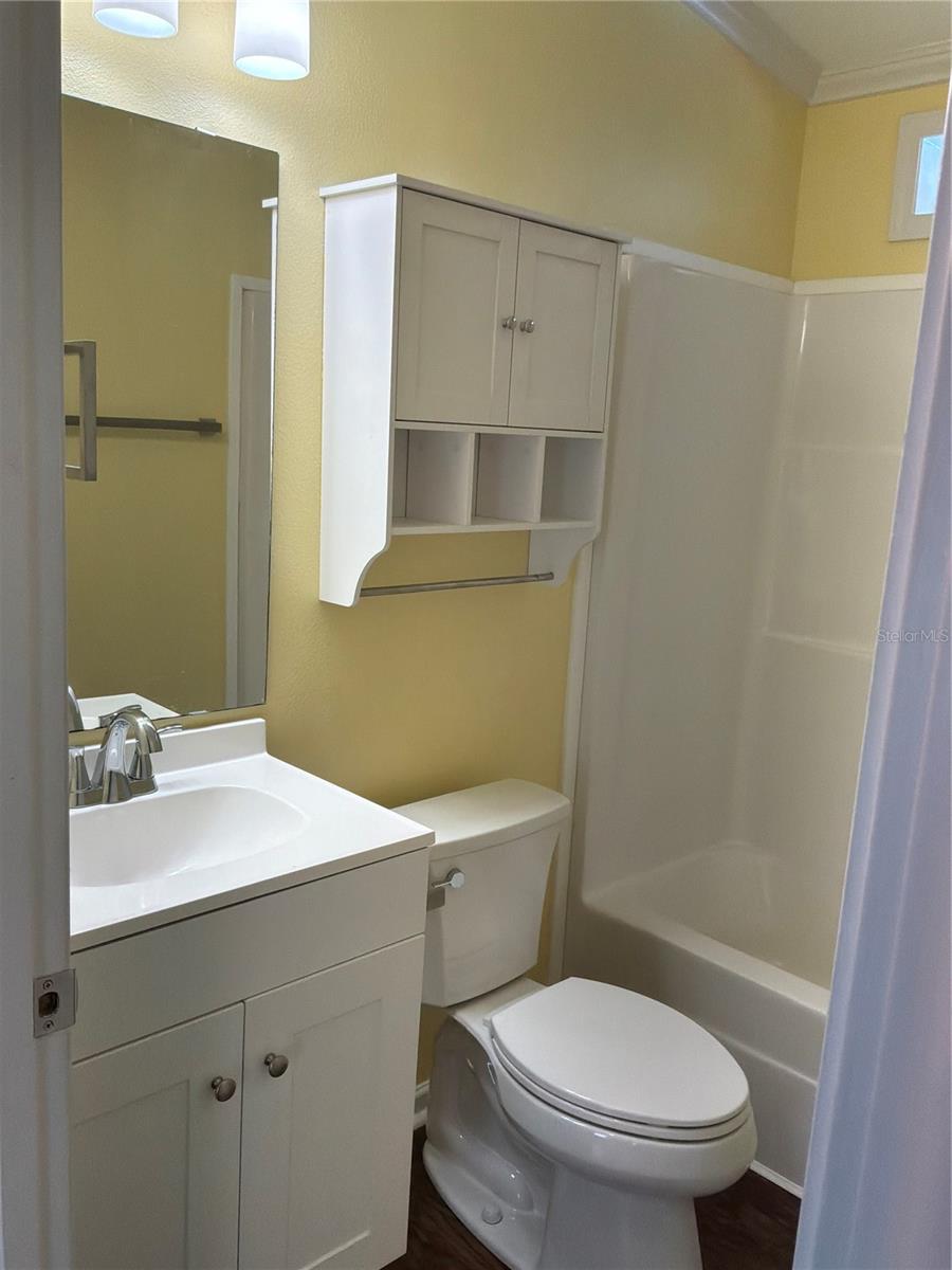 BUTTONWOOD VILLAGE - Residential